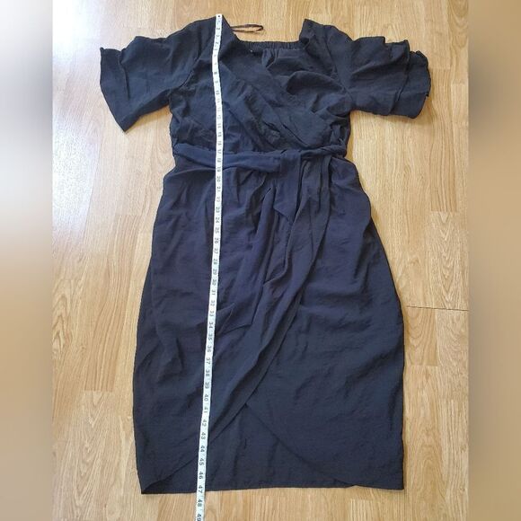 City Chic | Faux Wrap Layered Sleeve Dress - size 16 in Black - Picture 10 of 13